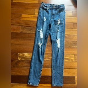 Women’s Size 00 Short Aeropostale Hi-Rise Distressed Jeggings.